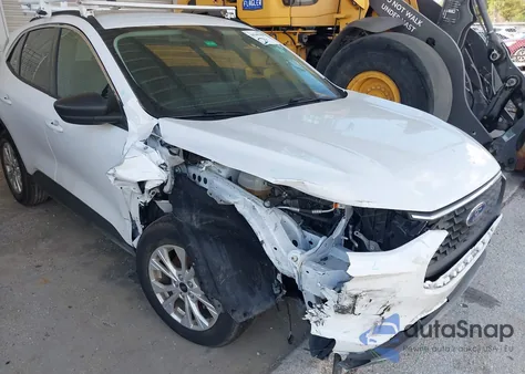 2024 Ford Escape Active z USA, uszkodzony, nr VIN 1FMCU0GN9RUA75235